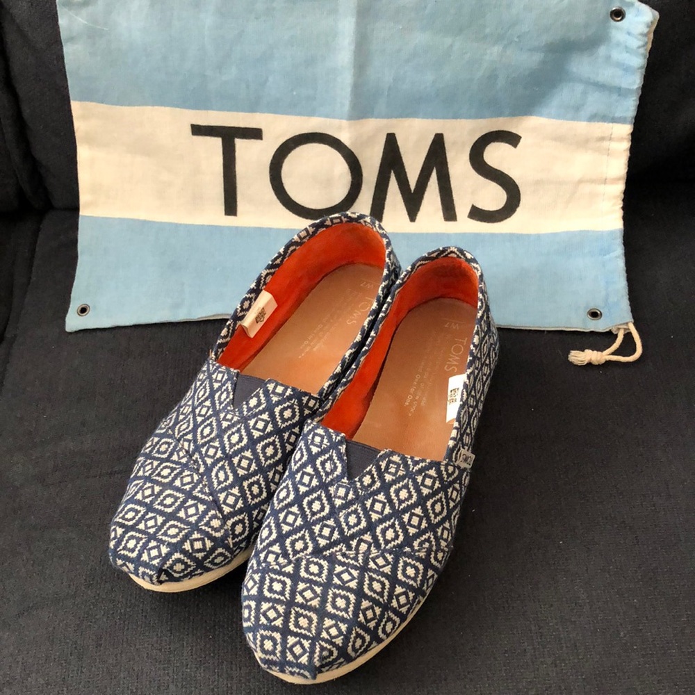 TOMS Classic Navy Diamond Woven Slip-On